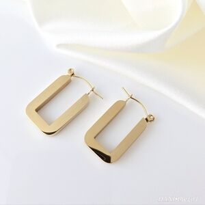 NEW Gold Rectangle Hoop Earrings
